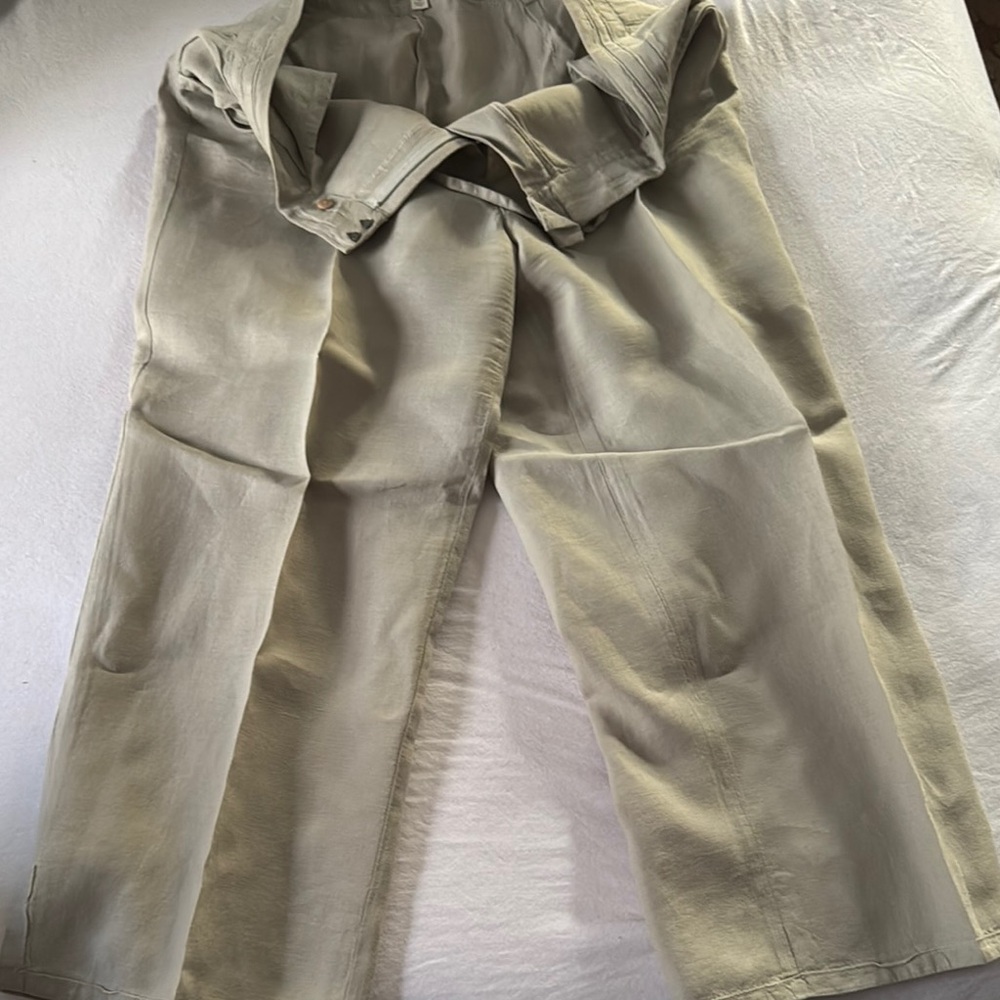 Linen/Khaki Pants